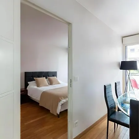 Apartment Spacious Apartment - Eiffel Tower *