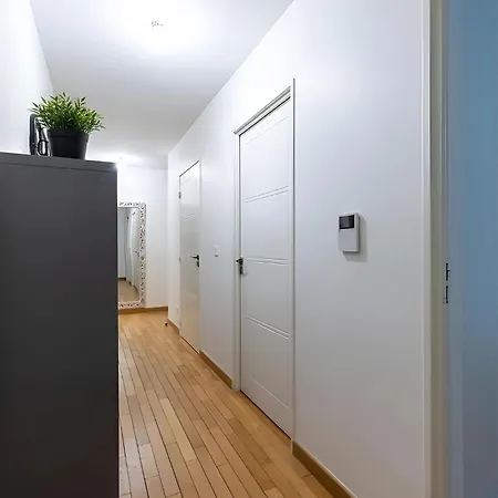 Spacious Apartment - Eiffel Tower *