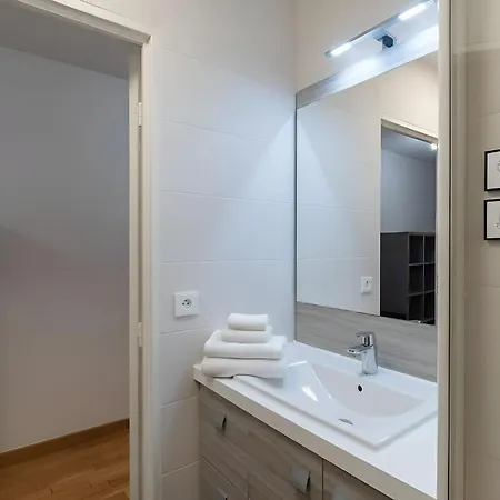Spacious Apartment - Eiffel Tower *