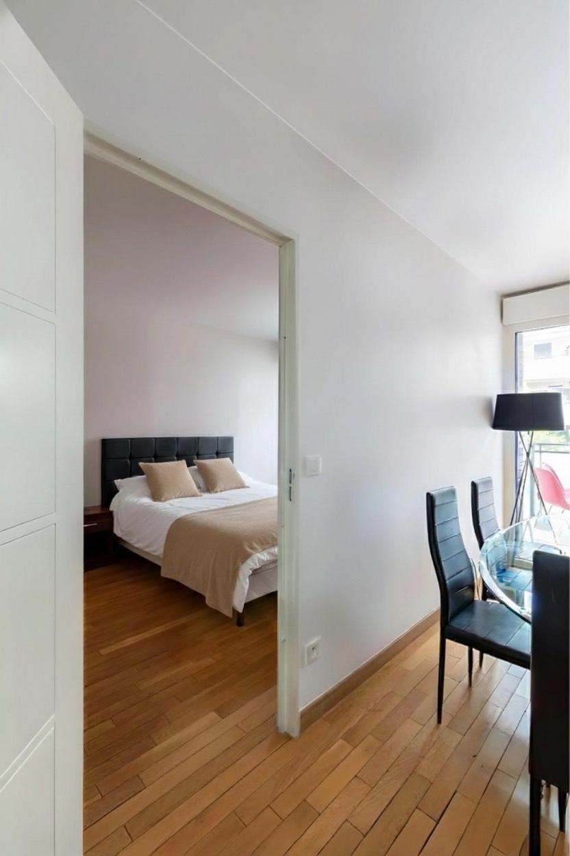 Apartment Spacious Apartment - Eiffel Tower *